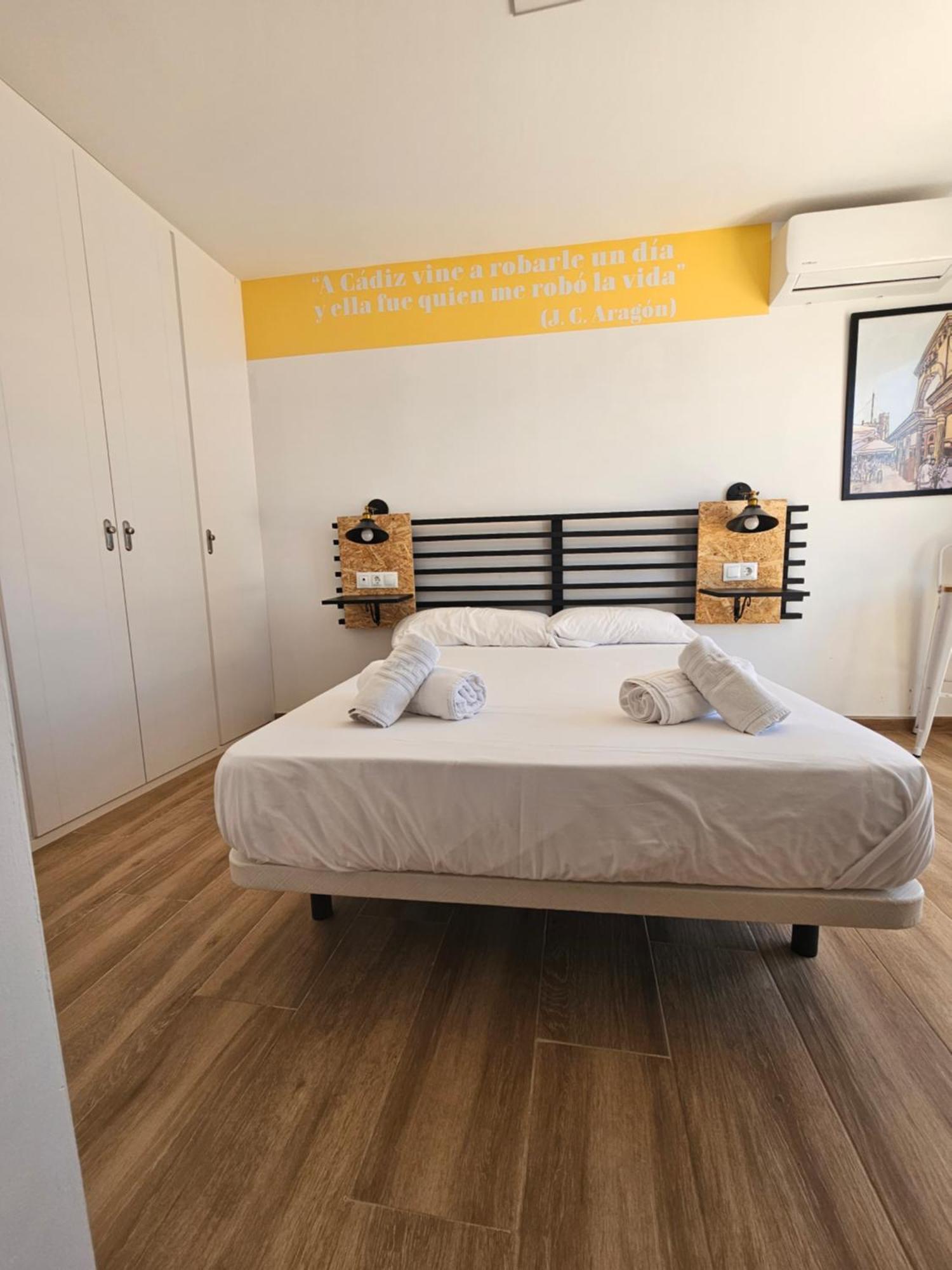 Planeta Cádiz Apartaments Cádis Exterior foto